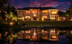 Oakview